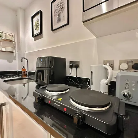 Flat 27 Bedford Chambers